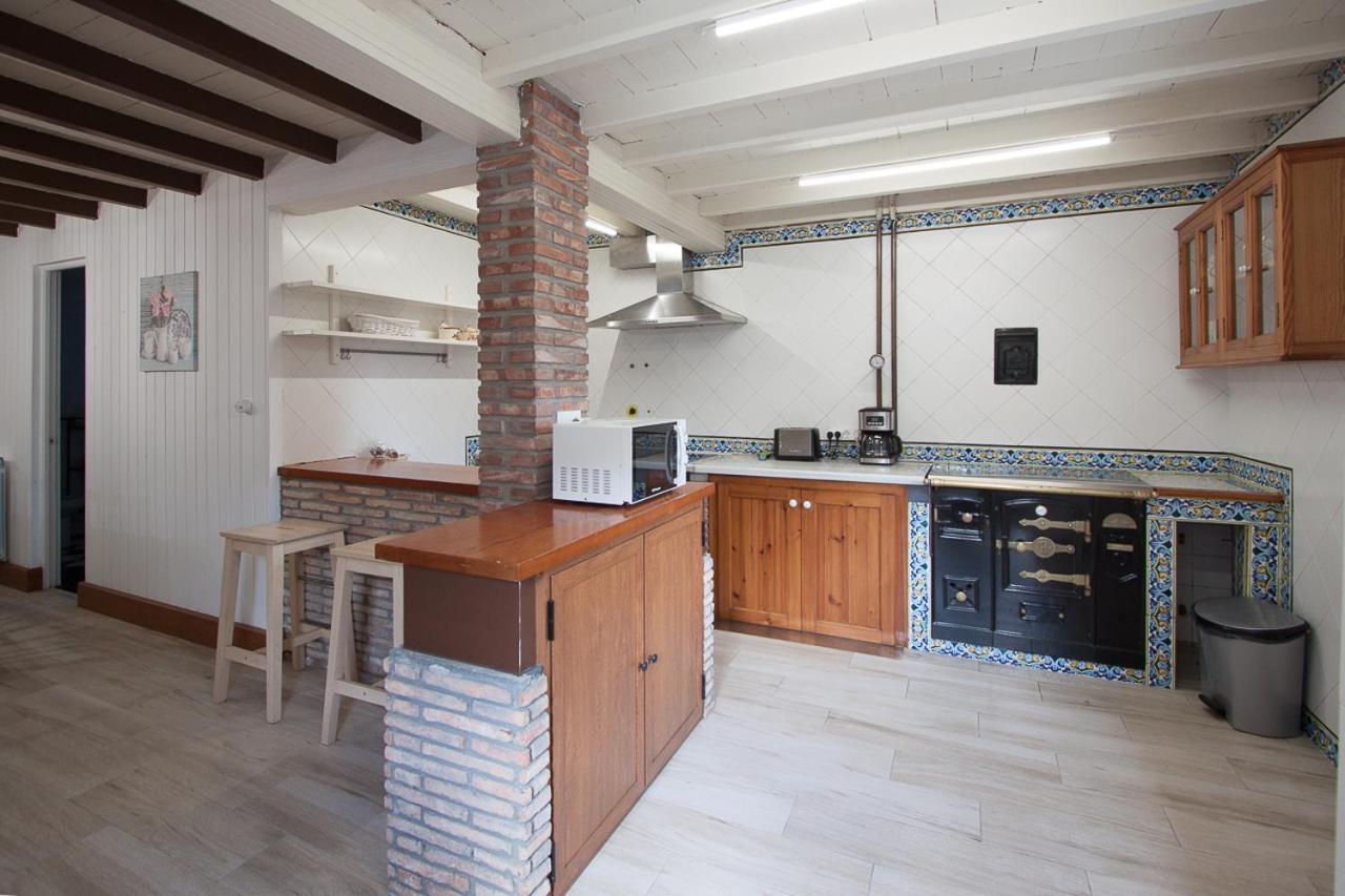 リャネス Santa Barbora, Casa A 3 Km De La Playaヴィラ エクステリア 写真